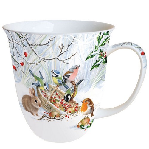 Tasse aus Porzellan Winter Treat - Wintertiere teilen sich das Futter 0,4L, Höhe 10,5cm