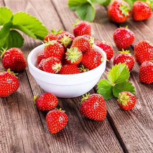 20 Servietten Fresh Strawberries - Schüssel voller Erdbeeren 33x33cm